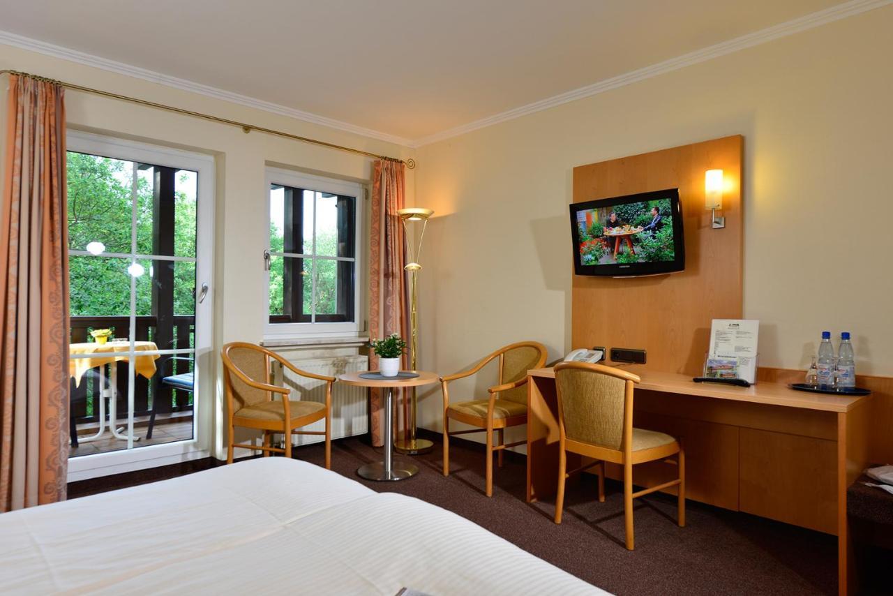 Bb Haus Neugebauer Garni Hotell Geisenheim Exteriör bild