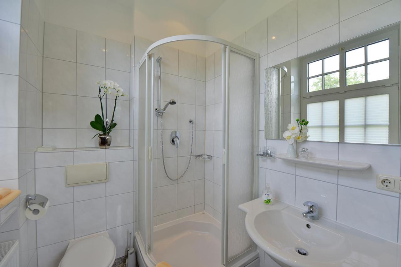Bb Haus Neugebauer Garni Hotell Geisenheim Exteriör bild