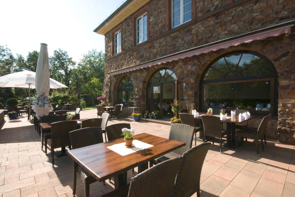 Bb Haus Neugebauer Garni Hotell Geisenheim Exteriör bild
